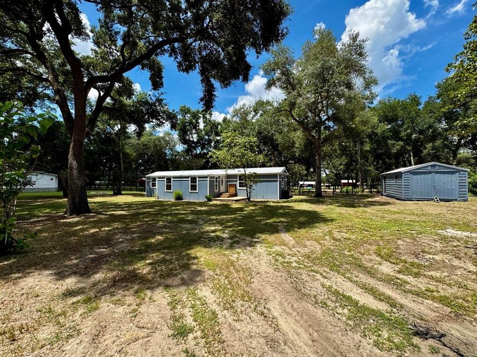 For Sale: $175,000 (3 beds, 2 baths, 1212 Square Feet)