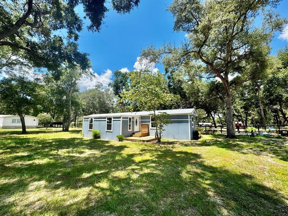 For Sale: $175,000 (3 beds, 2 baths, 1212 Square Feet)