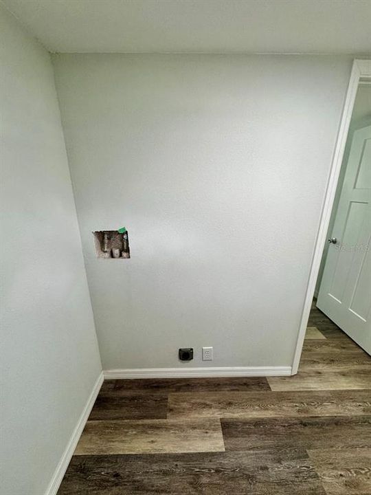 For Sale: $175,000 (3 beds, 2 baths, 1212 Square Feet)