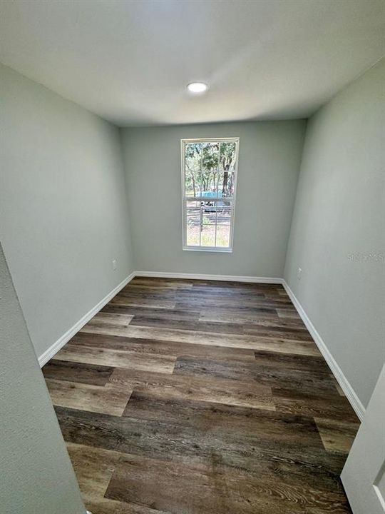 For Sale: $175,000 (3 beds, 2 baths, 1212 Square Feet)