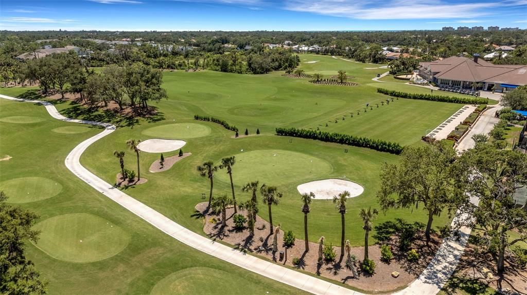 合同活跃: $459,900 (2 贝兹, 2 浴室, 1462 平方英尺)