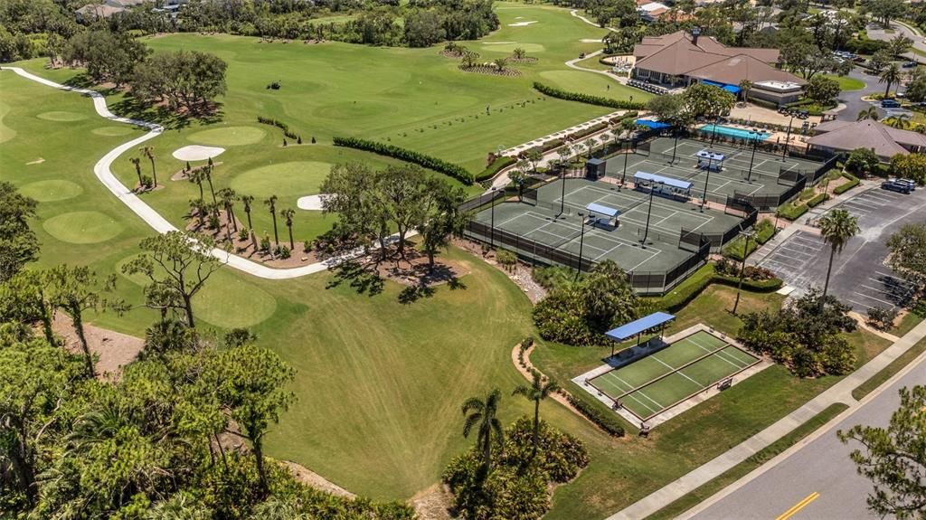 合同活跃: $459,900 (2 贝兹, 2 浴室, 1462 平方英尺)