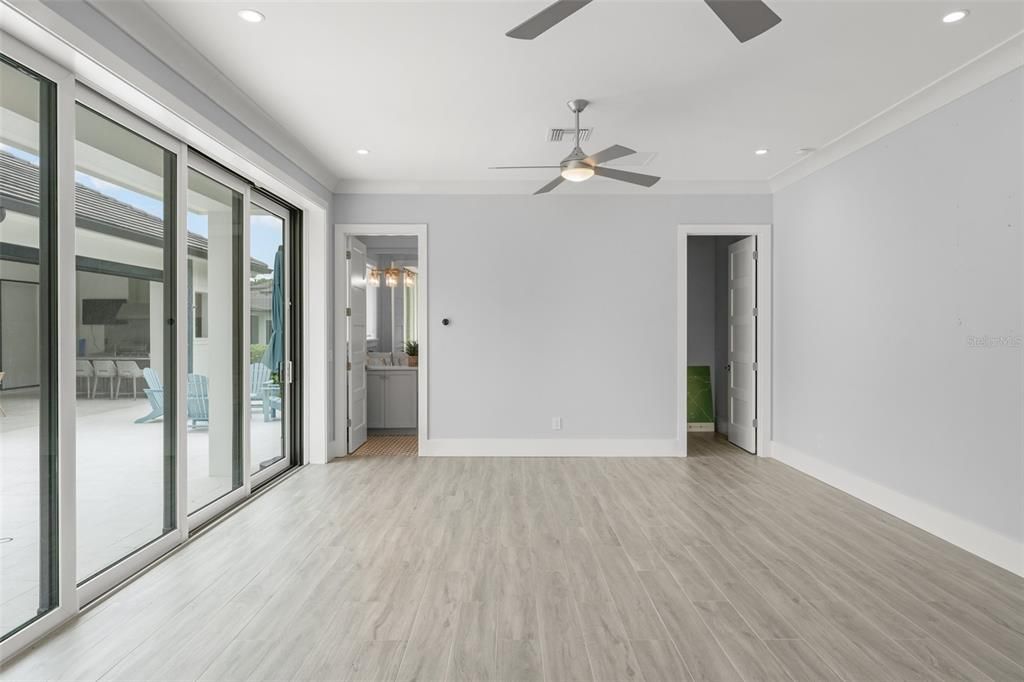 For Sale: $3,375,000 (5 beds, 5 baths, 4701 Square Feet)