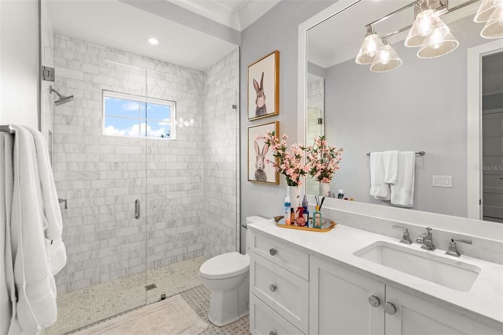 For Sale: $3,375,000 (5 beds, 5 baths, 4701 Square Feet)