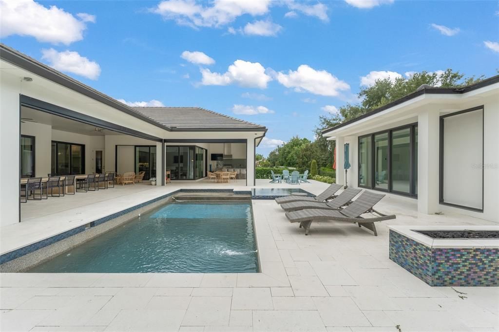 For Sale: $3,375,000 (5 beds, 5 baths, 4701 Square Feet)