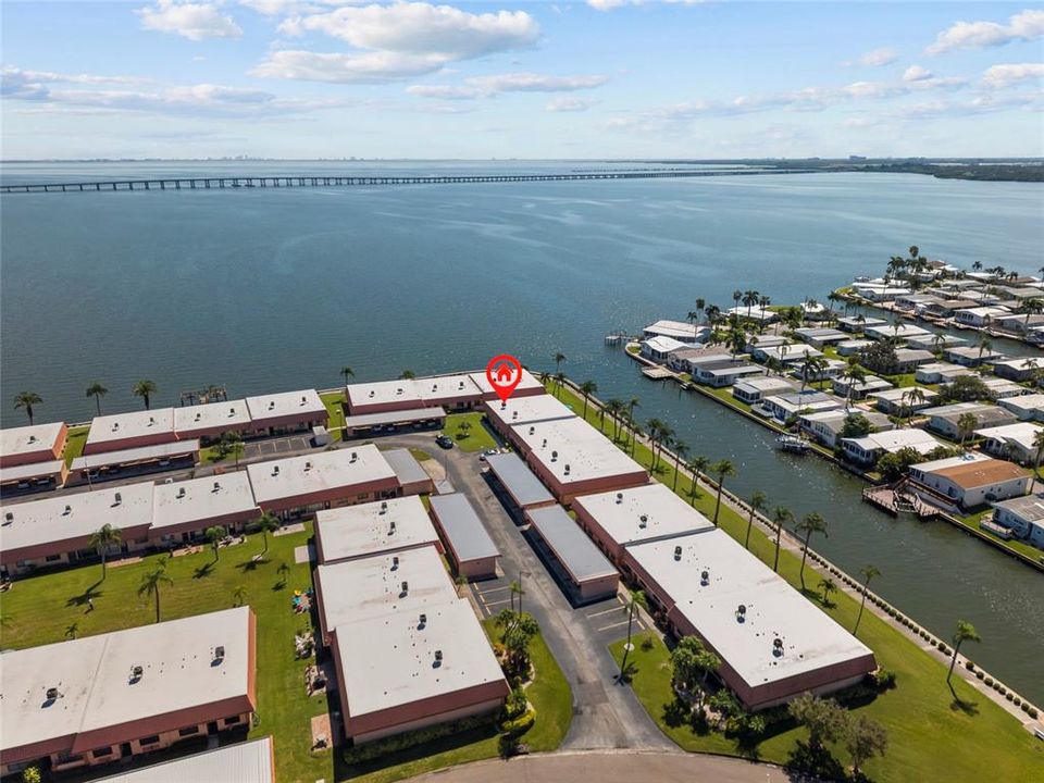 Activo con contrato: $249,000 (2 camas, 2 baños, 1373 Pies cuadrados)