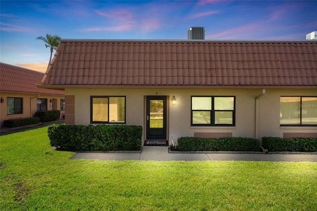 Activo con contrato: $249,000 (2 camas, 2 baños, 1373 Pies cuadrados)