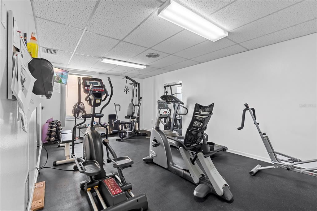 Activo con contrato: $249,000 (2 camas, 2 baños, 1373 Pies cuadrados)