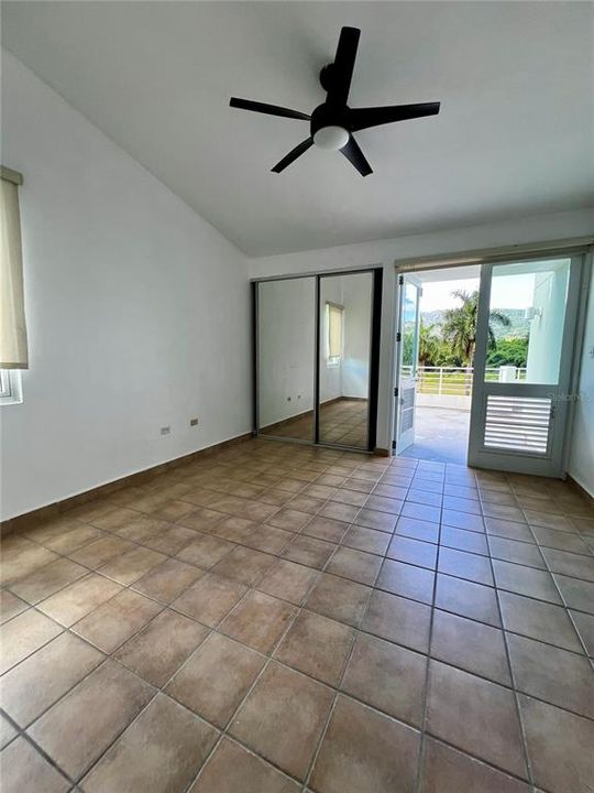 En Venta: $455,000 (4 camas, 3 baños, 0 Pies cuadrados)