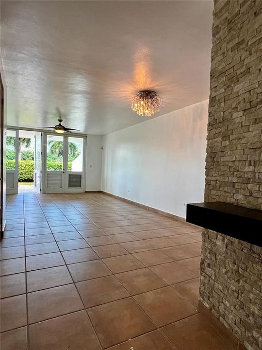 En Venta: $455,000 (4 camas, 3 baños, 0 Pies cuadrados)