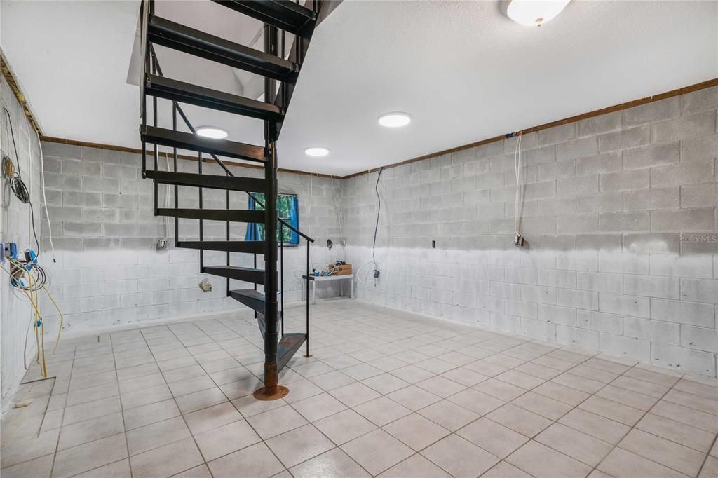 待售: $350,000 (4 贝兹, 2 浴室, 2776 平方英尺)