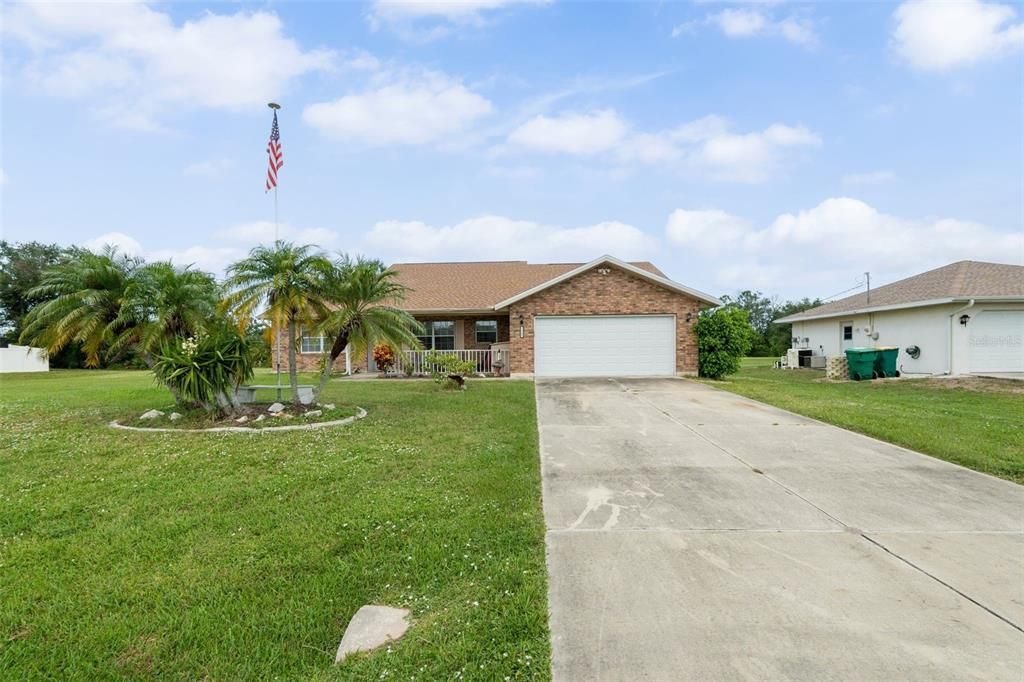 Недавно продано: $275,000 (3 спален, 2 ванн, 1538 Квадратных фут)