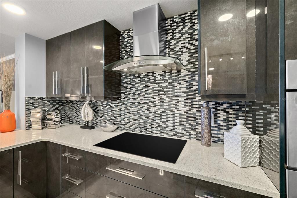 待售: $749,000 (2 贝兹, 2 浴室, 2040 平方英尺)