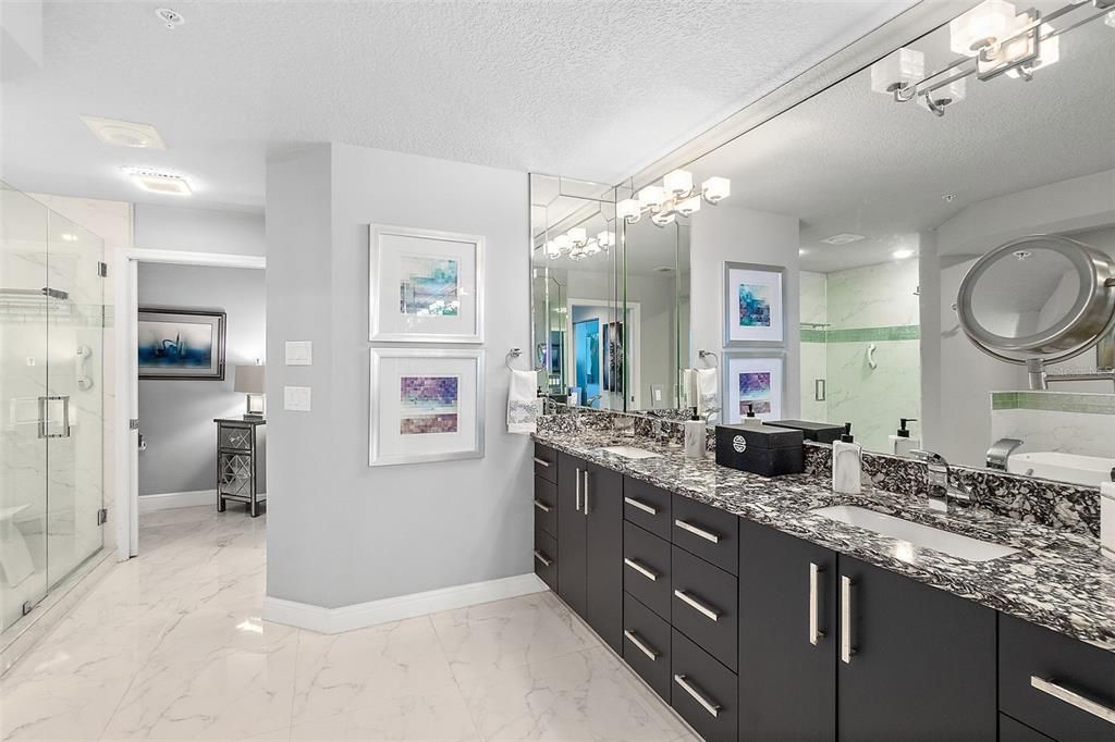 待售: $749,000 (2 贝兹, 2 浴室, 2040 平方英尺)