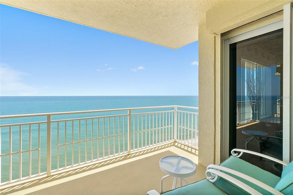 待售: $749,000 (2 贝兹, 2 浴室, 2040 平方英尺)