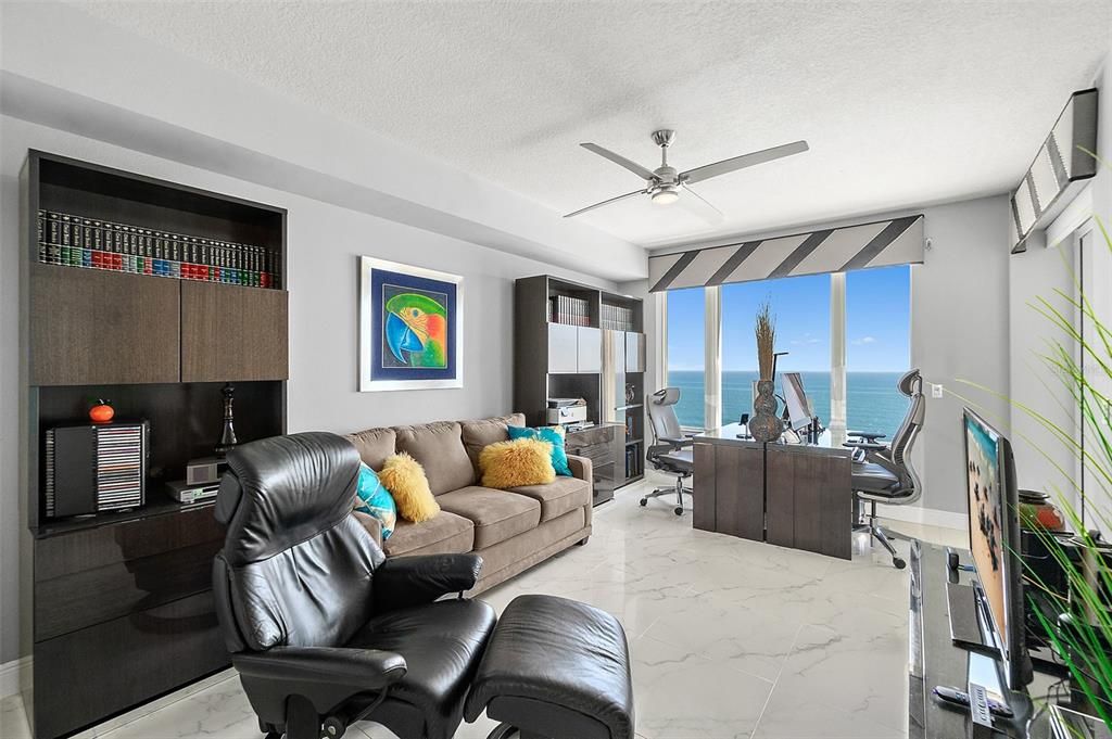 待售: $749,000 (2 贝兹, 2 浴室, 2040 平方英尺)