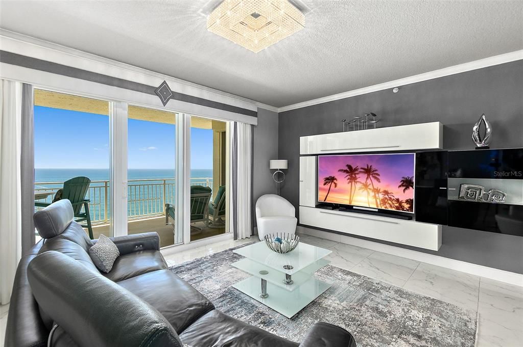 待售: $749,000 (2 贝兹, 2 浴室, 2040 平方英尺)