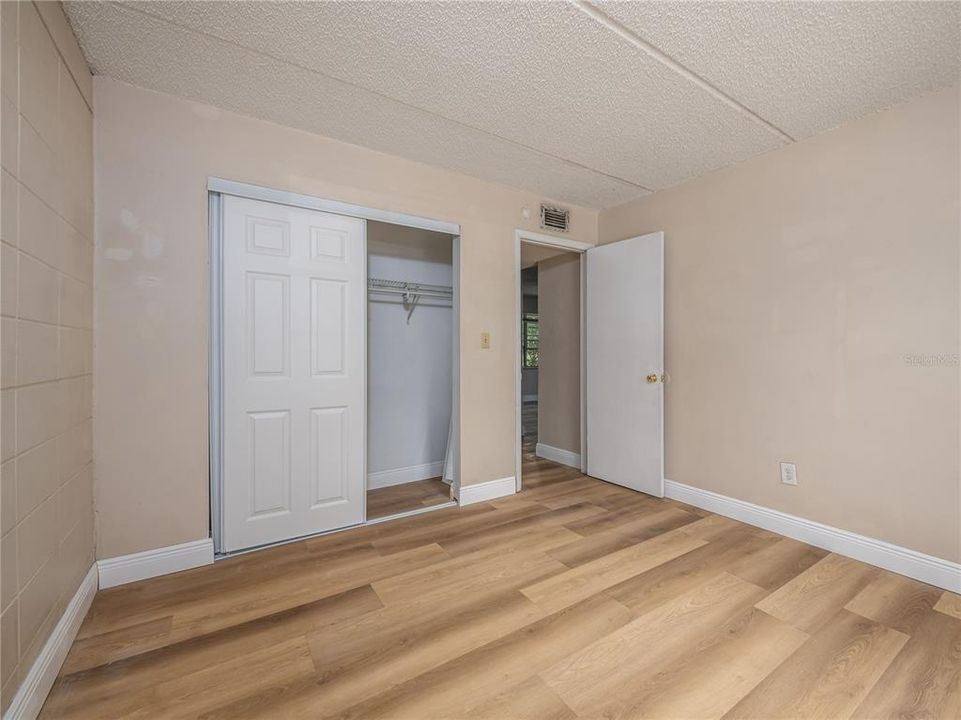 В аренду: $1,375 (2 спален, 1 ванн, 700 Квадратных фут)