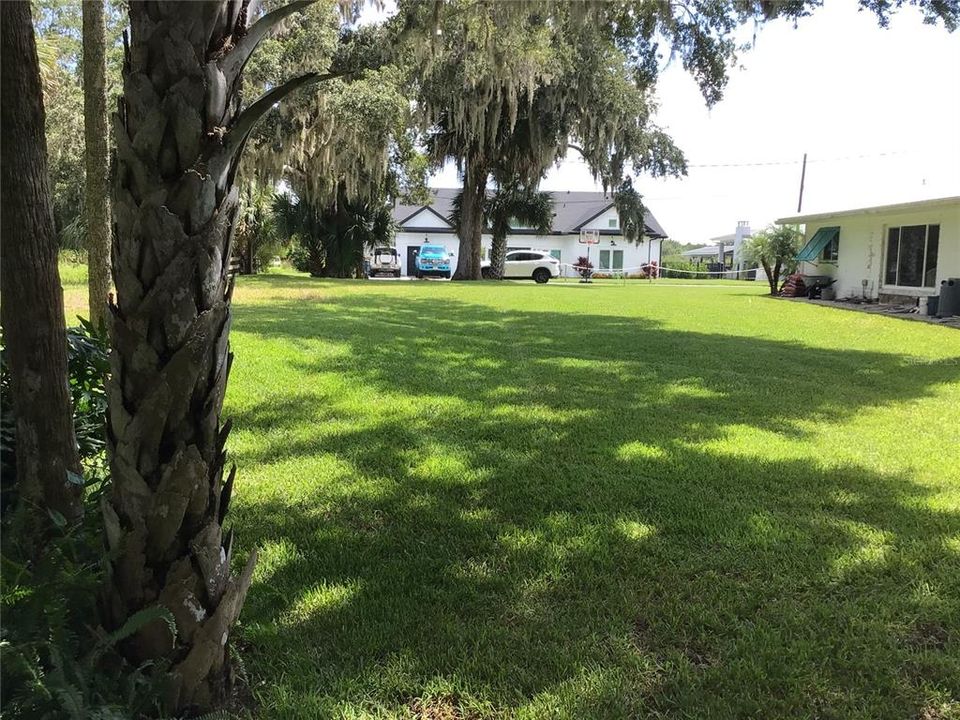 Activo con contrato: $114,800 (0.24 acres)