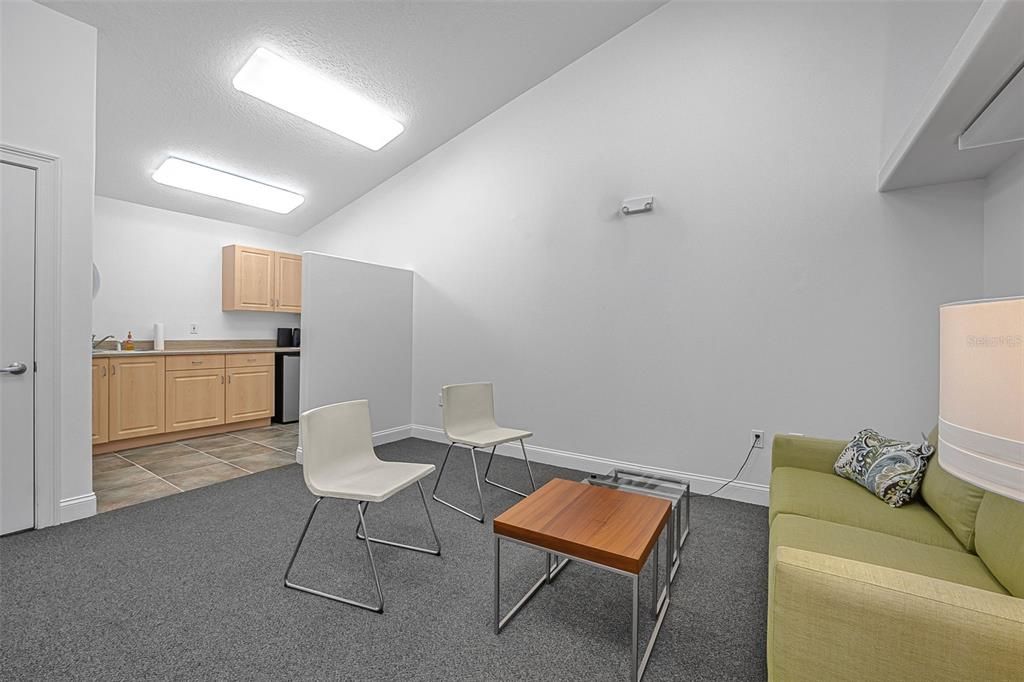 待售: $994,125 (0 贝兹, 0 浴室, 3615 平方英尺)