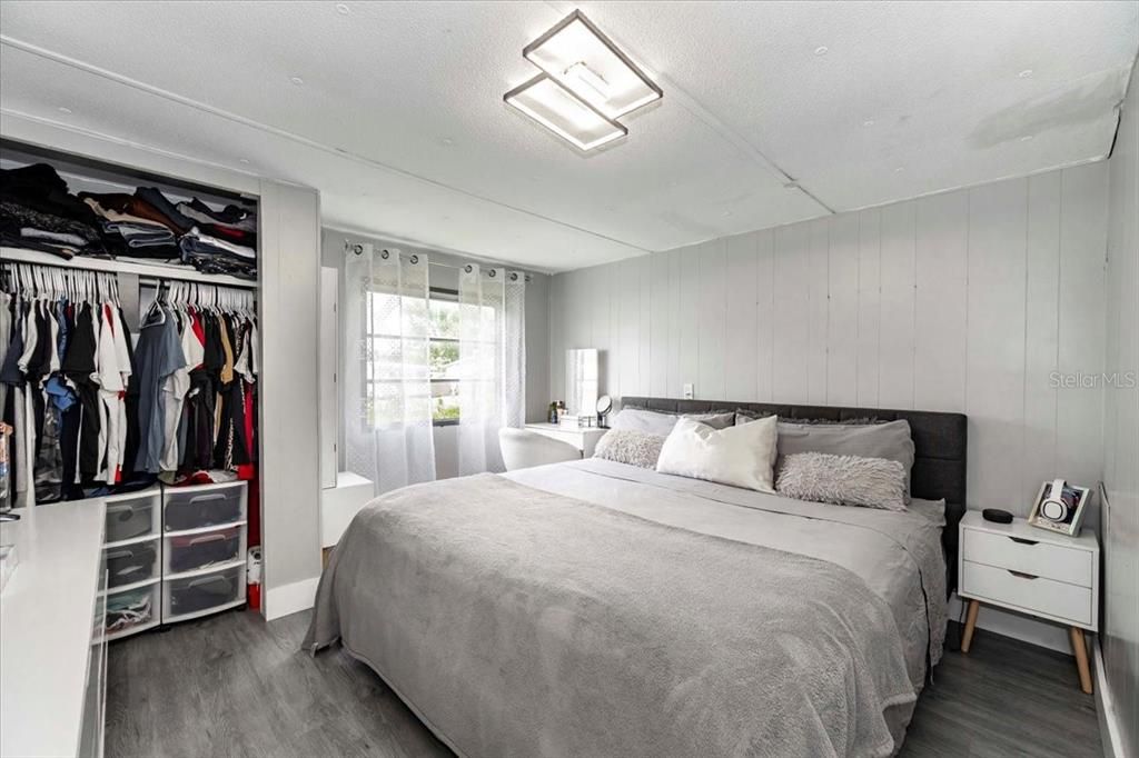 For Sale: $199,000 (3 beds, 1 baths, 1028 Square Feet)