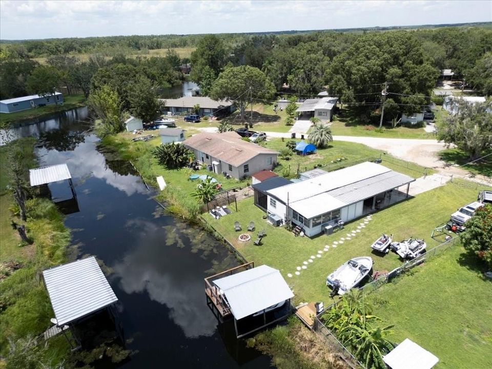 For Sale: $199,000 (3 beds, 1 baths, 1028 Square Feet)