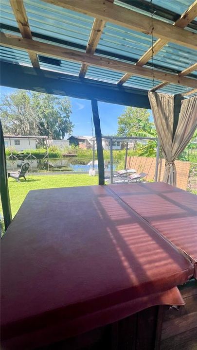 For Sale: $199,000 (3 beds, 1 baths, 1028 Square Feet)