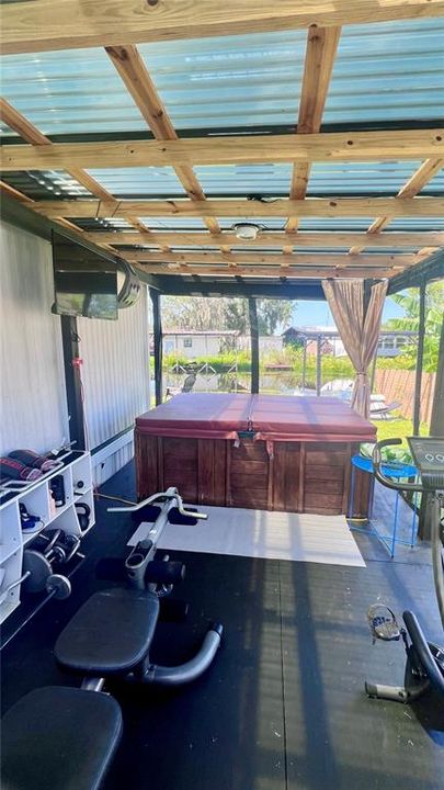 For Sale: $199,000 (3 beds, 1 baths, 1028 Square Feet)