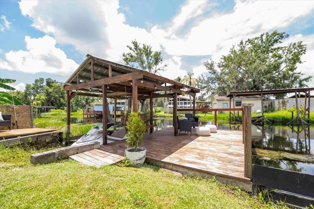 For Sale: $199,000 (3 beds, 1 baths, 1028 Square Feet)