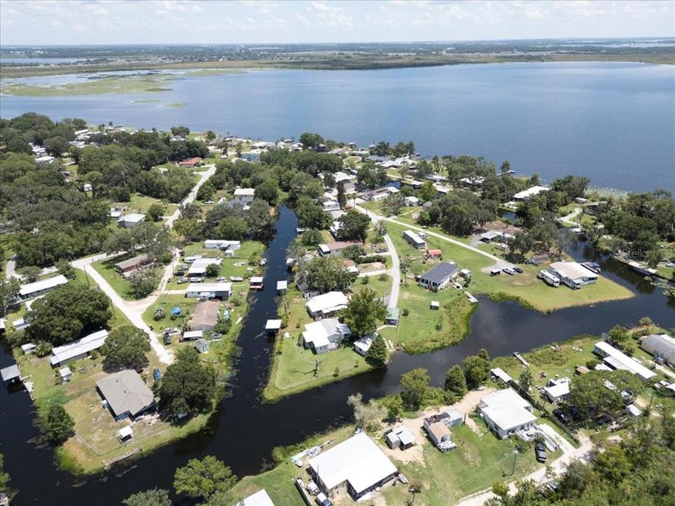 For Sale: $199,000 (3 beds, 1 baths, 1028 Square Feet)