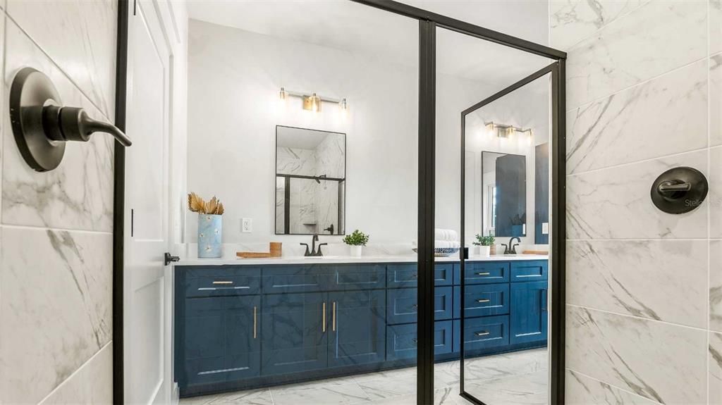 Activo con contrato: $339,707 (3 camas, 2 baños, 1810 Pies cuadrados)