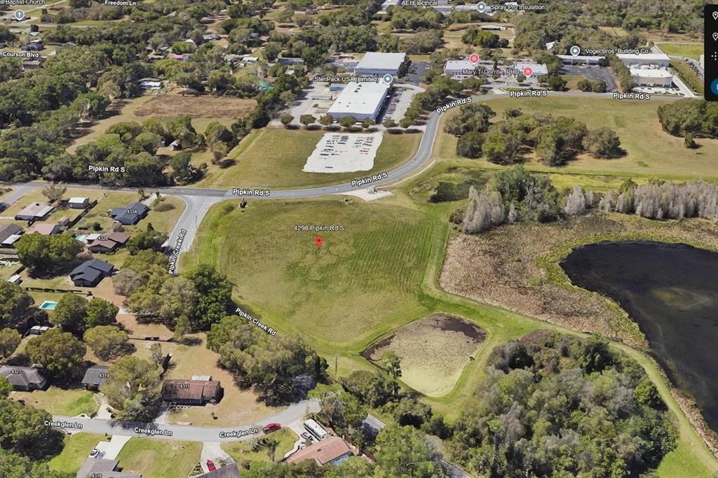 待售: $1,490,000 (3.54 acres)