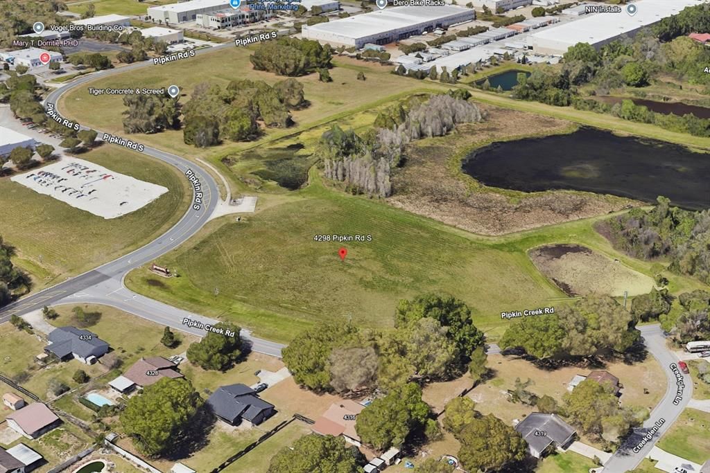 待售: $1,490,000 (3.54 acres)