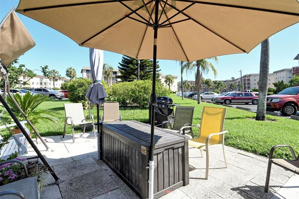 Под контрактом: $115,400 (2 спален, 2 ванн, 960 Квадратных фут)