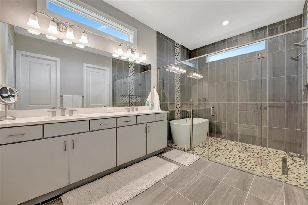 На продажу: $959,066 (4 спален, 3 ванн, 2457 Квадратных фут)