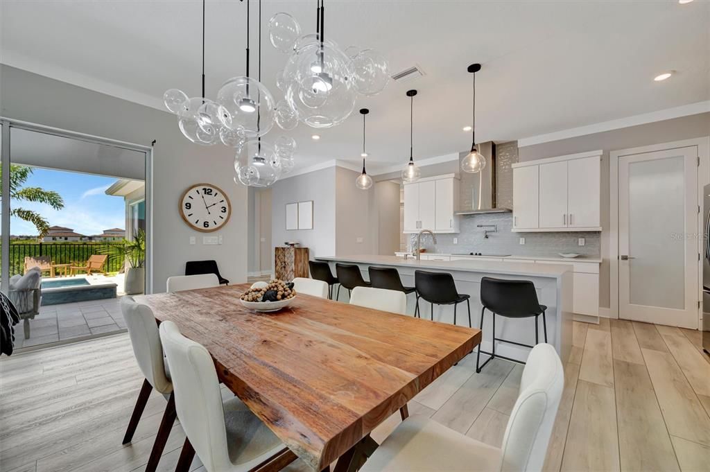 На продажу: $959,066 (4 спален, 3 ванн, 2457 Квадратных фут)