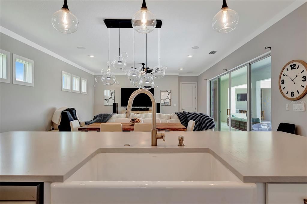 На продажу: $959,066 (4 спален, 3 ванн, 2457 Квадратных фут)