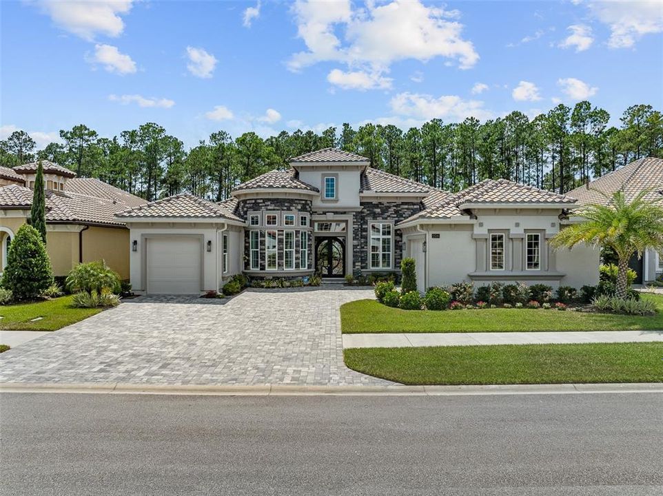 最近售出: $1,275,000 (4 贝兹, 3 浴室, 3114 平方英尺)