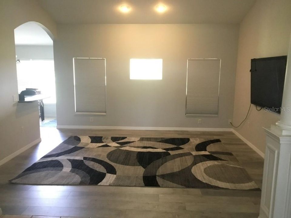 En Venta: $825,000 (3 camas, 2 baños, 2091 Pies cuadrados)