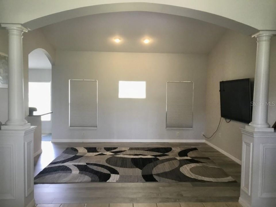 En Venta: $825,000 (3 camas, 2 baños, 2091 Pies cuadrados)