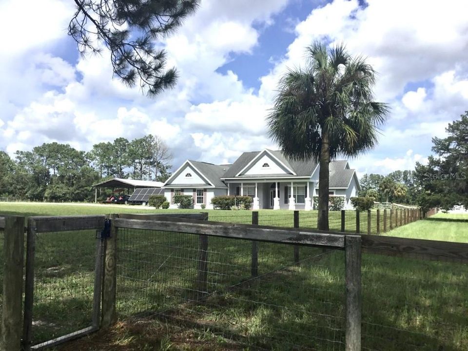 En Venta: $825,000 (3 camas, 2 baños, 2091 Pies cuadrados)