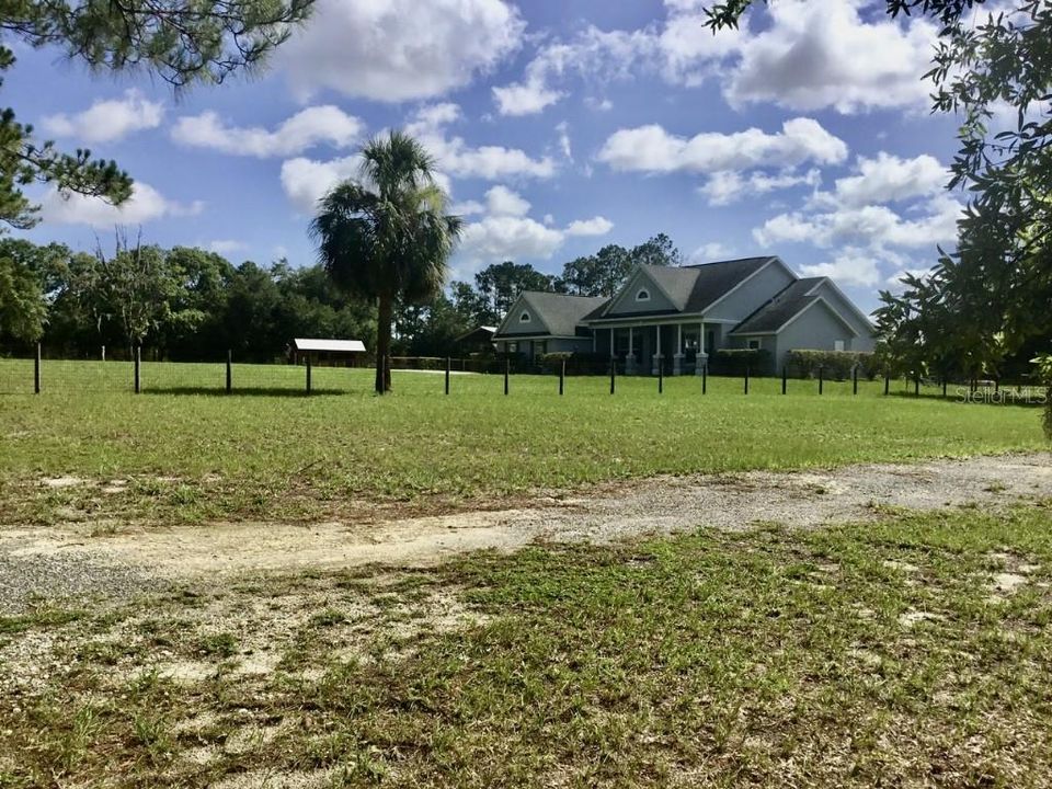 En Venta: $825,000 (3 camas, 2 baños, 2091 Pies cuadrados)