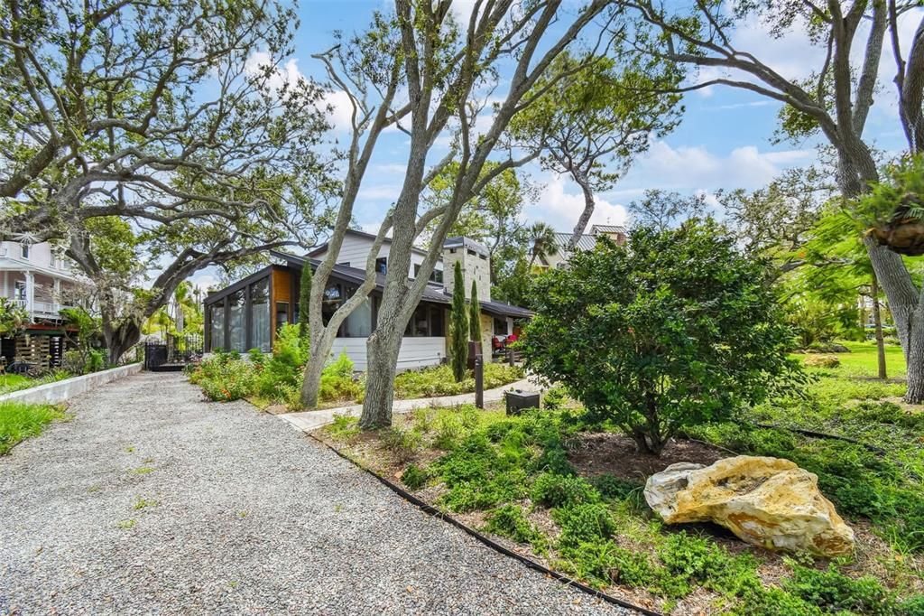 На продажу: $3,750,000 (2 спален, 3 ванн, 2365 Квадратных фут)