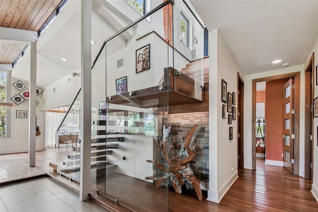 На продажу: $3,750,000 (2 спален, 3 ванн, 2365 Квадратных фут)