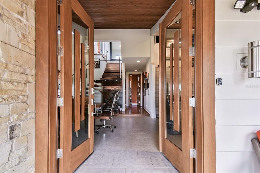 На продажу: $3,750,000 (2 спален, 3 ванн, 2365 Квадратных фут)