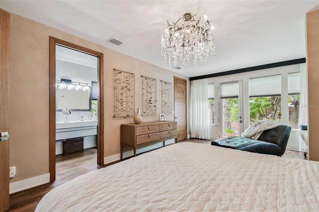 На продажу: $3,750,000 (2 спален, 3 ванн, 2365 Квадратных фут)