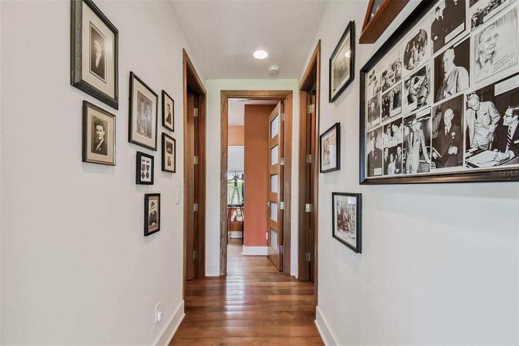 На продажу: $3,750,000 (2 спален, 3 ванн, 2365 Квадратных фут)