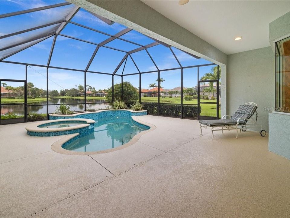 Active With Contract: $460,000 (3 beds, 2 baths, 2088 Square Feet)