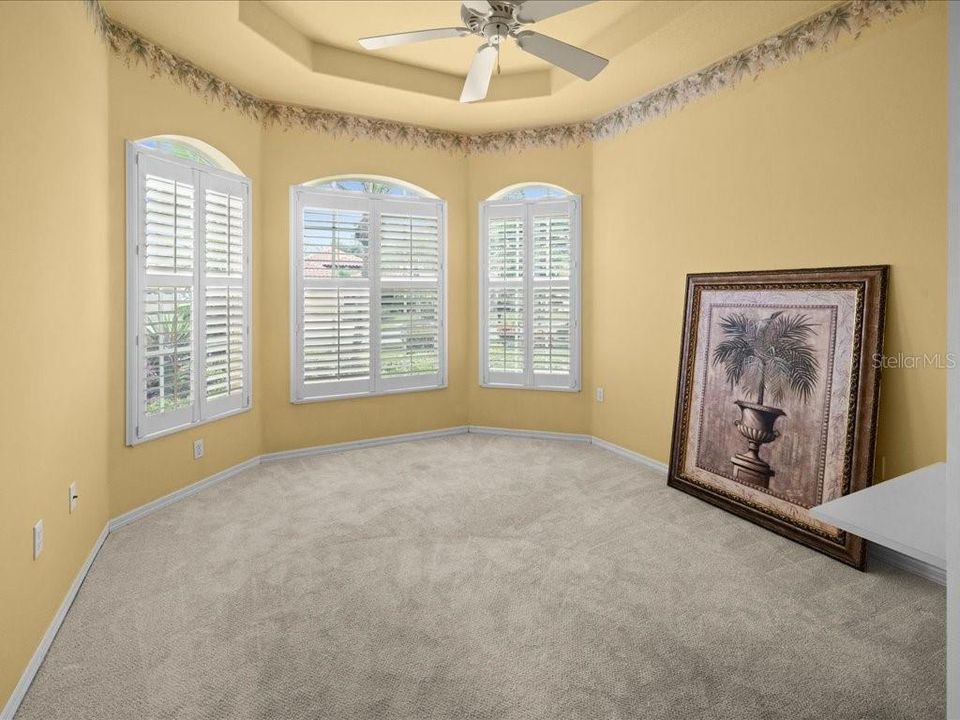 Active With Contract: $460,000 (3 beds, 2 baths, 2088 Square Feet)