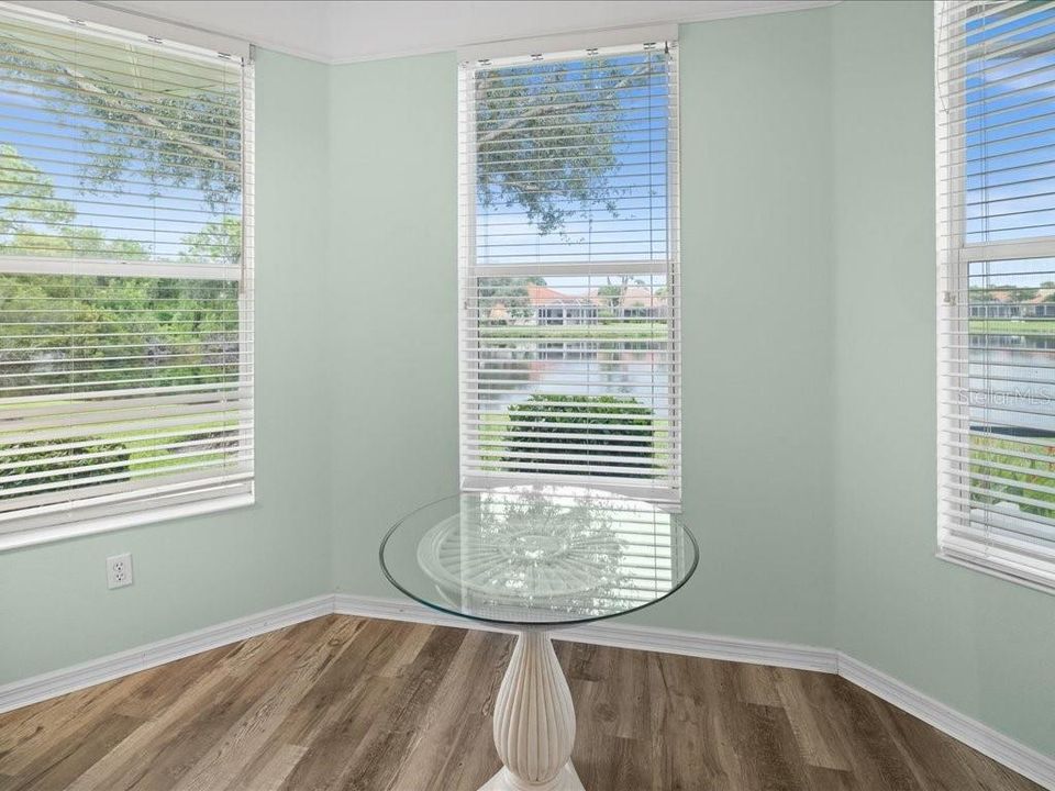Active With Contract: $460,000 (3 beds, 2 baths, 2088 Square Feet)